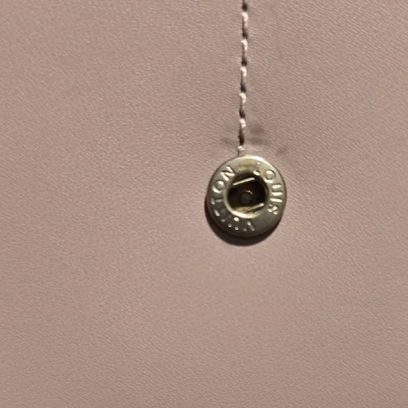 Louis Vuitton Lilac Epi Leather Honfleur Pochette Handbag - Picture 4 of 10